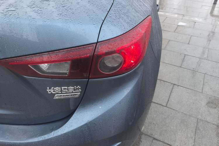 Used Mazda Mazda 3 Axela 2017 Sedan 1.5L Automatic Comfort Model Emission Standard China V