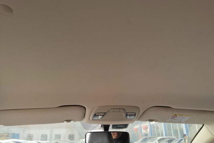 Used Geely Auto Vision X3 2019 Upgraded Model 1.5L Manual Elite Version
