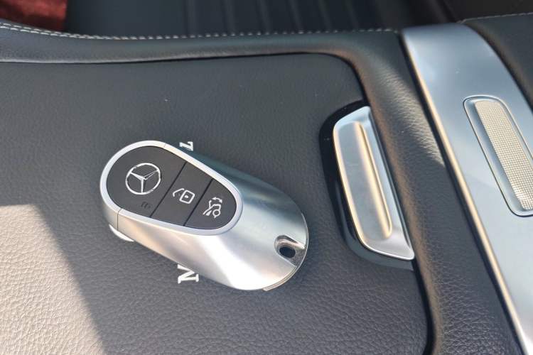 Used Mercedes-Benz C-Class 2025 C 260 L Sport Edition Vehicle Key