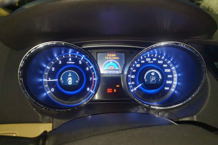 Used Hyundai Sonata 2011 2.0L Automatic Supreme Edition
