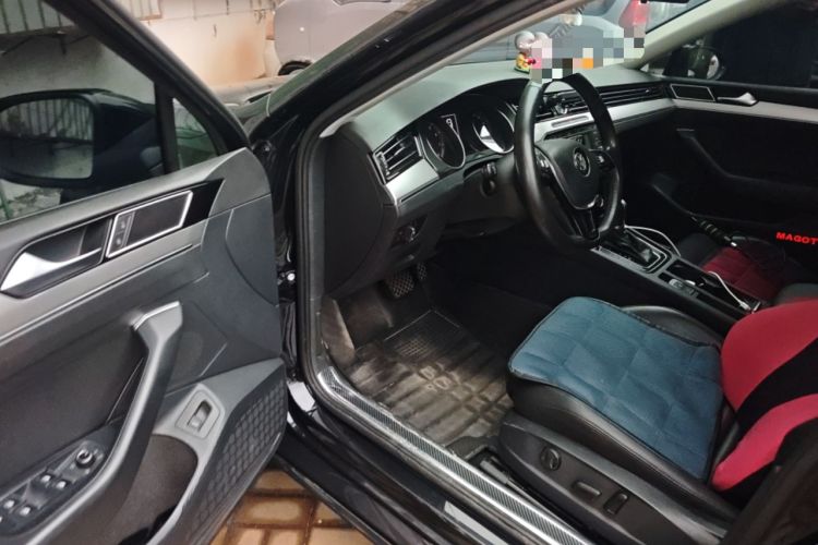 Used Volkswagen Magotan 2018 330TSI DSG Advanced Model Driver Seat