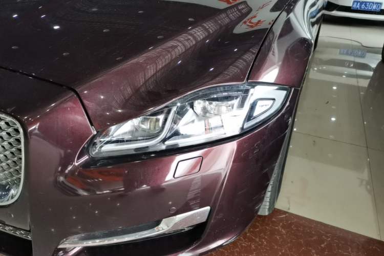 Used Jaguar XJ 2016 XJL 2.0T Two-Wheel-Drive Elegant Business Edition
