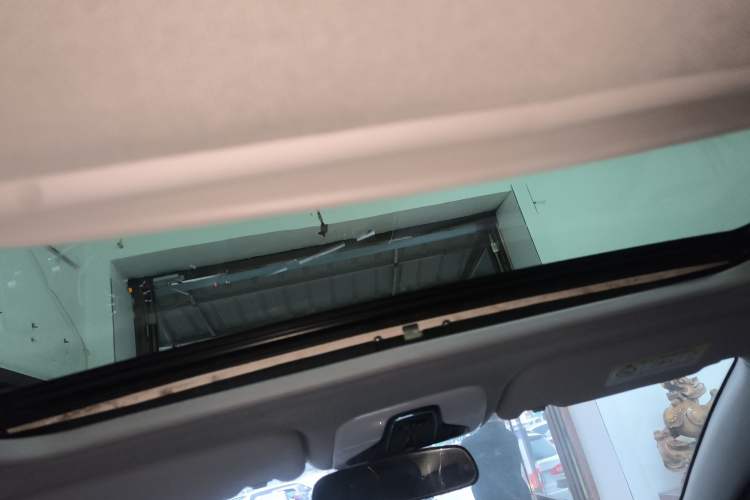 Used Chery Tiggo 3X 2021 Diamond Edition 1.5L CVT 3-Carat Headliner