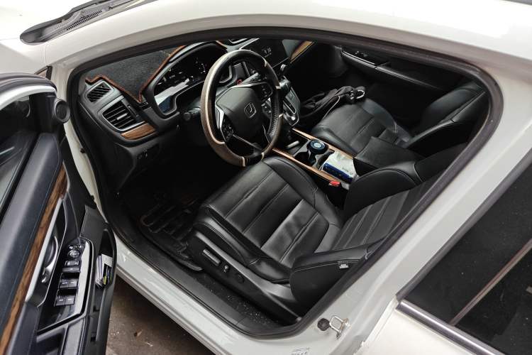 Used Honda CR-V 2017 240TURBO CVT Front-Wheel Drive Fashion Edition Driver Seat