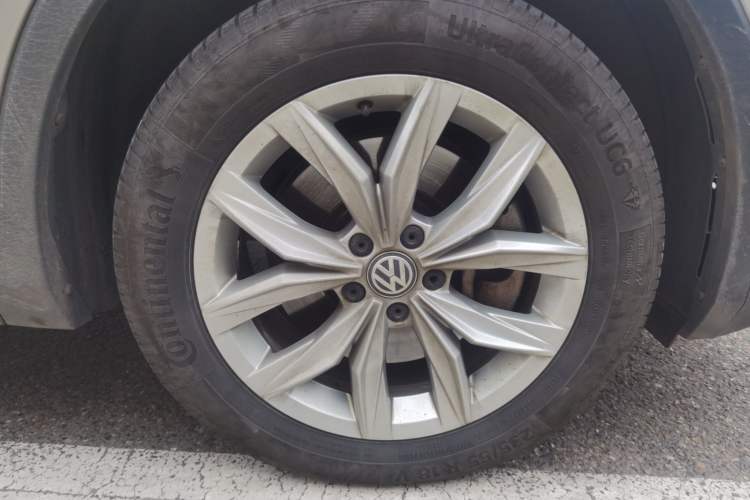 Used Volkswagen Tiguan 2018 330TSI All-Wheel-Drive Innovation Model