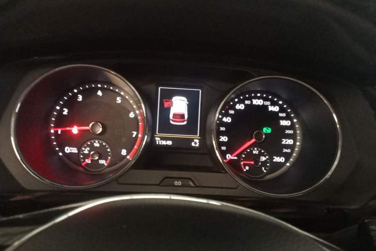 Used Volkswagen Tiguan L 2018 330TSI Automatic Two-Wheel Drive Flagship Edition Instrument Cluster