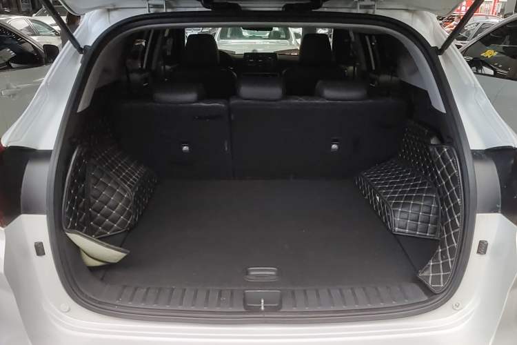 Used Hyundai Tucson 2019 280TGDi Dual-Clutch Two-Wheel Drive Fashion Edition China VI Standard Trunk