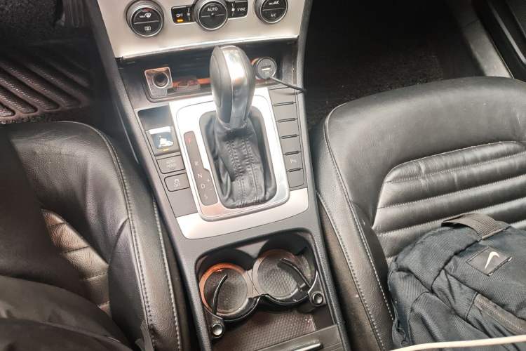 Used Volkswagen Magotan 2013 1.8TSI Luxury Model Gear Lever