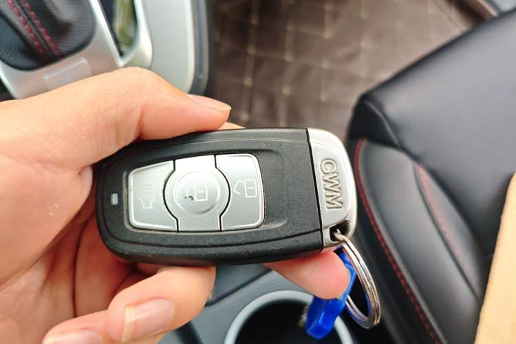 Used Haval H6 2015 Sport Edition 1.5T Automatic Two-Wheel Drive Luxury Model Vehicle Key