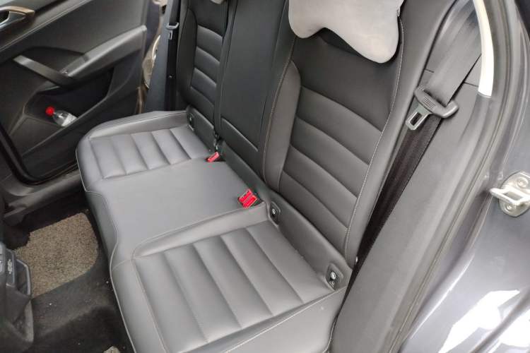 Used Volkswagen Tharu 2019 280TSI Two-Wheel Drive Luxury Edition China V Standard Left Rear Seat