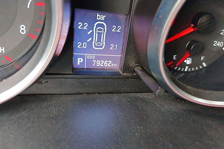 Used Haval H6 2015 Sport Edition 1.5T Automatic Two-Wheel Drive Luxury Model Odometer Close Up