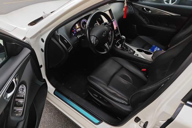 Used Infiniti Q50L 2015 2.0T Enjoyment Edition