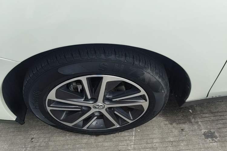 Used Venucia D60 2018 1.6L CVT Smart Connect Elite Edition
