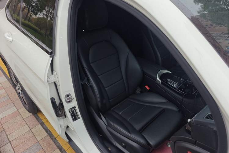 Used Mercedes-Benz GLC Coupe 2022 Refreshed GLC 260 4MATIC Coupe SUV