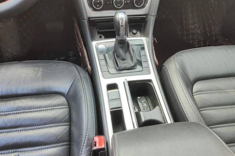 Used Volkswagen Passat 2014 1.8TSI DSG Prestige Edition
