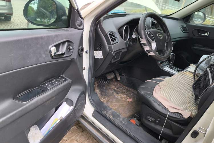 Used GAC Trumpchi GS5 2012 2.0L Automatic Two-Wheel Drive Anniversary Edition