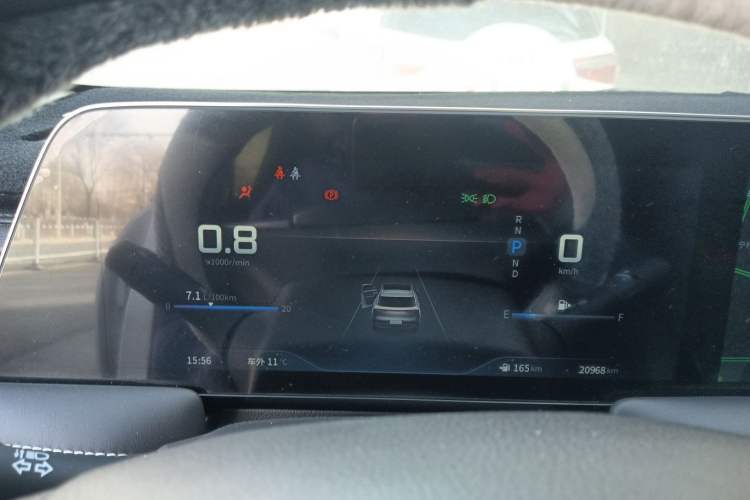 Used Venucia V 2022 260T Black Horse Edition · Idol
