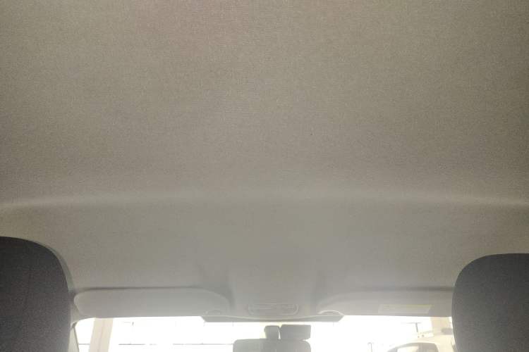 Used Peugeot 301 2014 1.6L Manual Comfort Edition Headliner