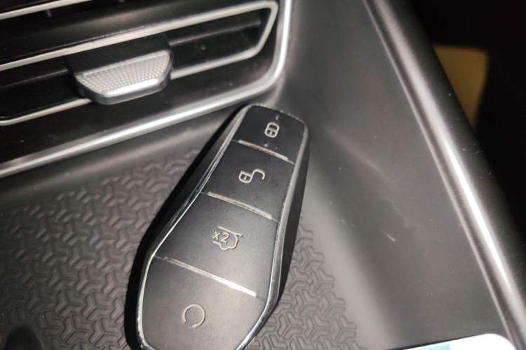 Used BYD Song Pro New Energy 2025 Second-Generation DM-i 75KM Leading Edition Interior 1