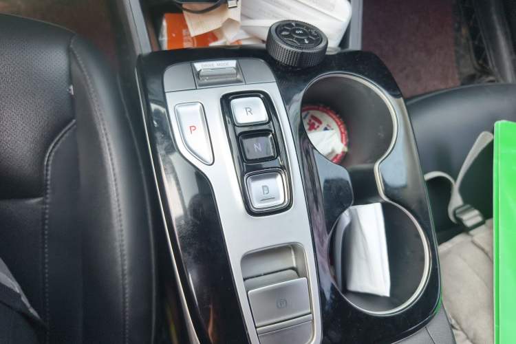 Used Hyundai Tucson 2021 Tucson L 1.5T DCT GLX Elite Edition Gear Lever