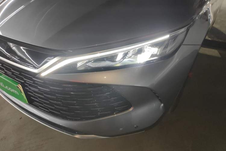 Used BYD Qin L 2025 DM-i Smart Drive 120KM Leading Model