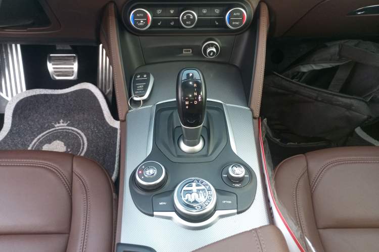 Used Alfa Romeo Stelvio 2019 2.0T 280HP Black Package Limited Edition