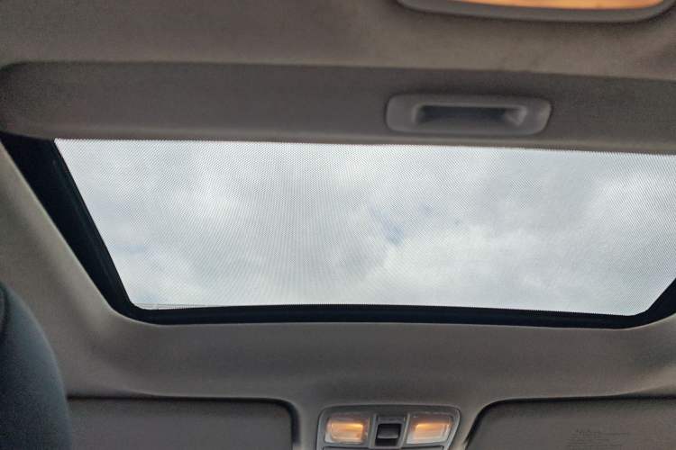 Used Hyundai ix35 2013 2.0L Automatic 2WD Comfort GL China IV Standard Headliner