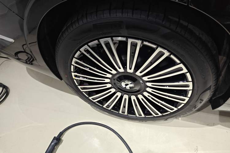 Used Nio ES8 2026 Model 6-seat Executive Luxury Edition Exterior 5