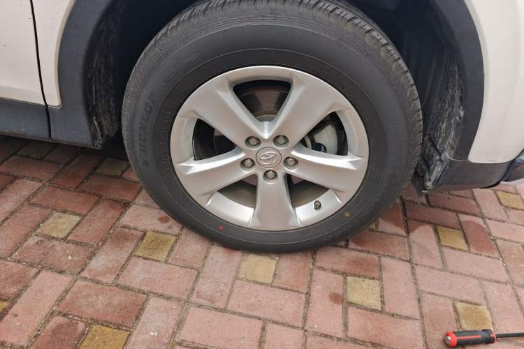 Used Toyota RAV4 2013 2.5L Automatic 4x4 Elite Edition