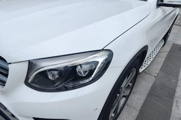 Used Mercedes-Benz GLC 2016 GLC 300 4MATIC Dynamic Model
