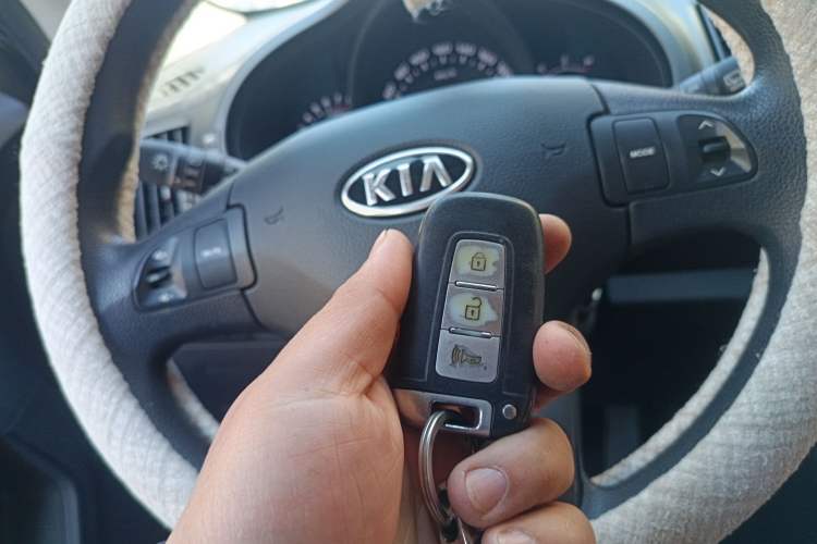 Used Kia Sportage R 2012 2.0L Automatic Two-Wheel Drive GLS