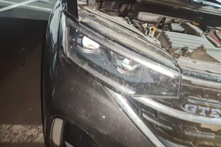 Used Volkswagen Tayron GTE Plug-in Hybrid 2023 280TSI Luxury Plus Advanced Edition Right Front Headlight