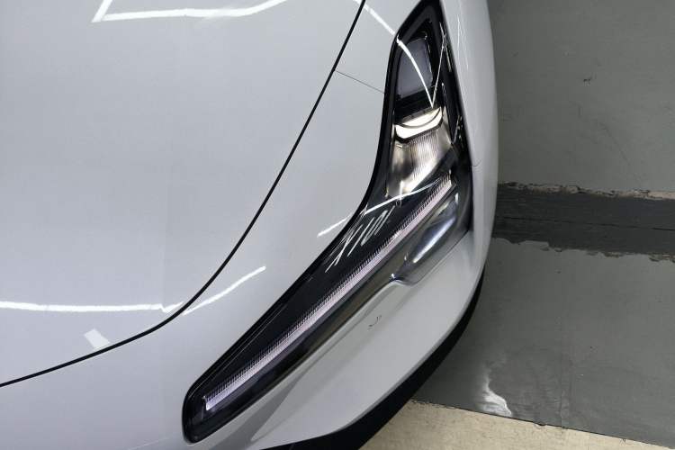 Used XPeng MONA M03 2025 600 with Ultra-Long Range Max Left Front Headlight