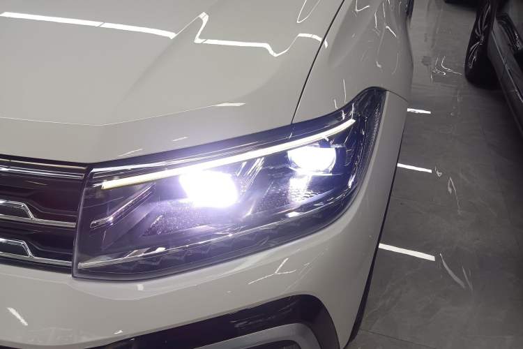 Used Volkswagen T-Cross 2021 1.5L Automatic Comfort Edition Left Front Headlight