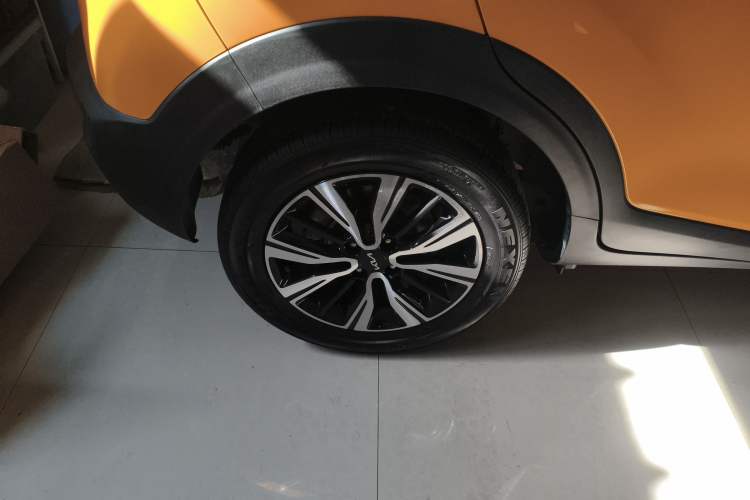 Used Kia kx1 Stonic 2021 1.4L CVT Sunroof Model Right Rear Wheel Hub