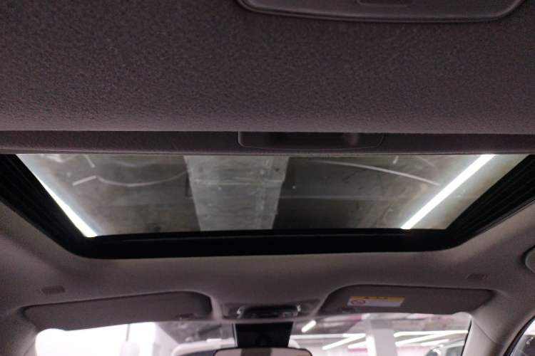 Used Toyota FRONTLANDER 2022 2.0L CVT Luxury PLUS Edition Headliner