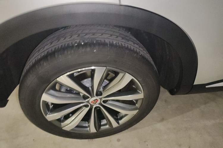 Used Roewe RX5 MAX 2019 300TGI Automatic 4G Connect Luxury Edition
