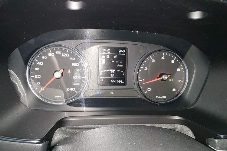 Used Roewe RX5 2016 20T Two-Wheel Drive Automatic Internet Smart Edition