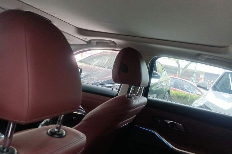 Used BMW 3 Series 2025 330Li M Sport Shadowline Package
