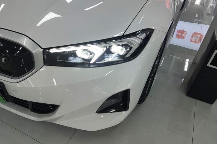 Used BMW i3 2022 eDrive 35 L Left Front Headlight