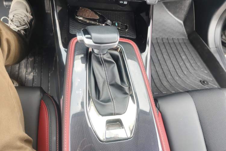 Used CHANGAN OSHAN X5 2021 1.5T DCT Flagship Edition Gear Lever