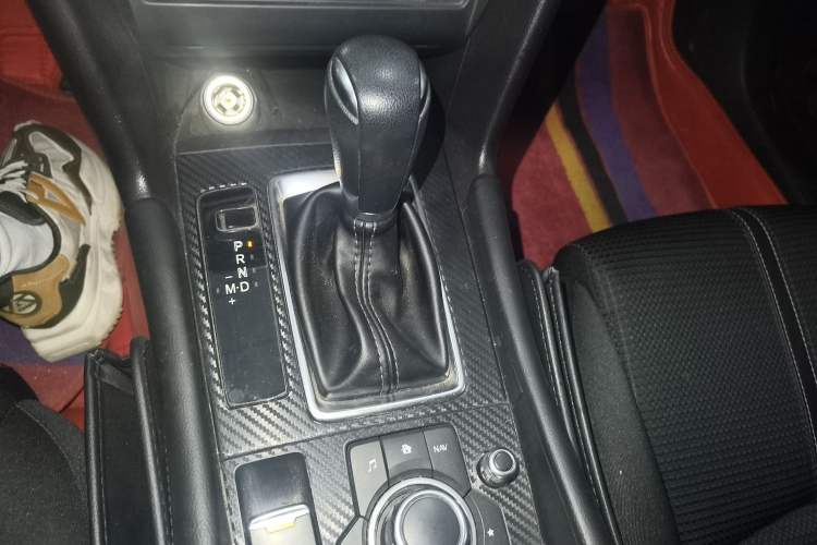 Used Mazda Mazda 3 Axela 2017 Sedan 1.5L Automatic Luxury Model Emission Standard China V