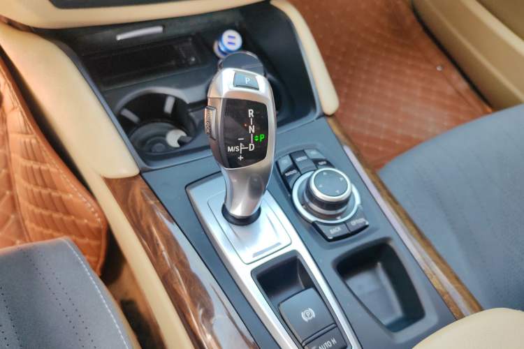 Used BMW X6 2013 xDrive35i Gear Lever