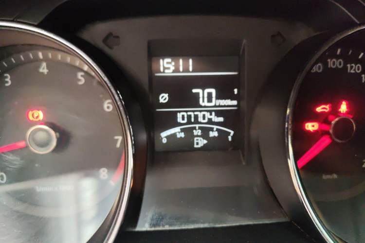 Used Volkswagen Bora 2013 1.6L Manual Fashion Edition
