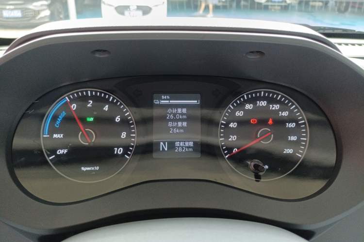 Used Wuling Yangguang 2024 300KM Comfort Version Passenger Van 75kW