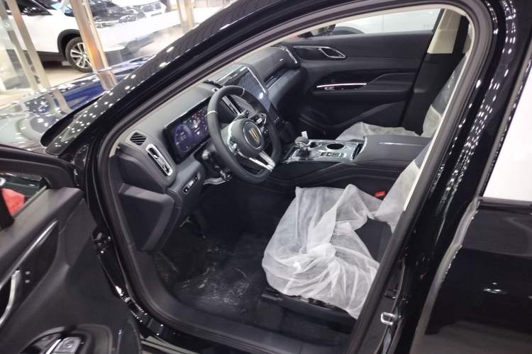 Used Hongqi HS3 PHEV 2025 Model 125km Jingwei 2 Millionth Anniversary Edition