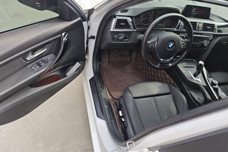 Used BMW 3 Series 2018 318Li
