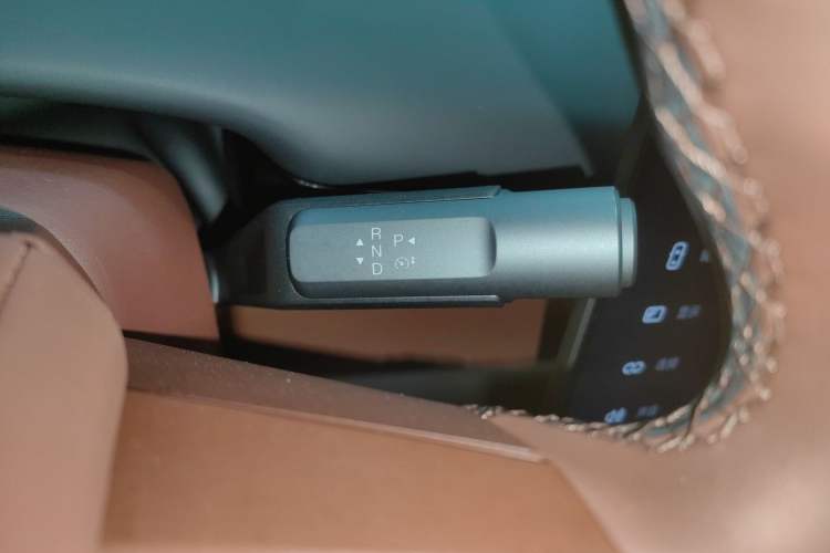 Used Hyptec HL 2025 350 Max Six-Seater LiDAR Version