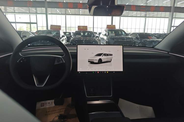 Used Tesla Model Y 2025 Rear-Wheel Drive First Edition
