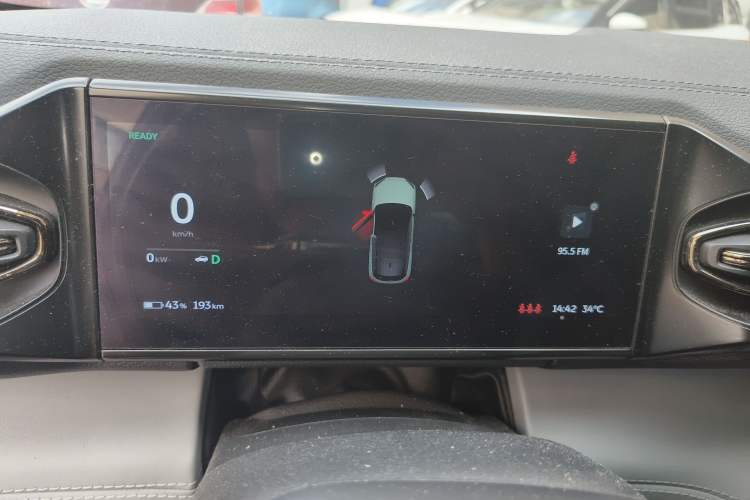 Used Nio ES6 2022 75 kWh Performance Version
